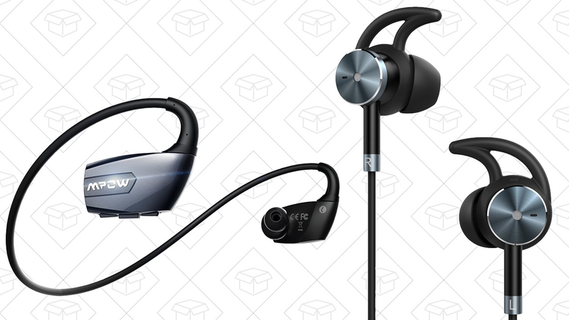 Illustration for article titled Today's Best Deals: Computing Gear, Hammocks, Your Favorite USB Car Charger, and More